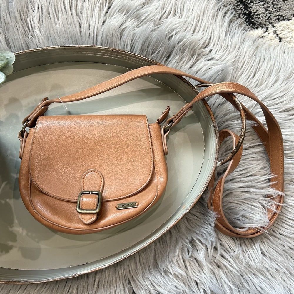 Roxy Tan Leather Crossbody Bag Small‎ Flap Purse Boho Minimalist Shoulder Bag
